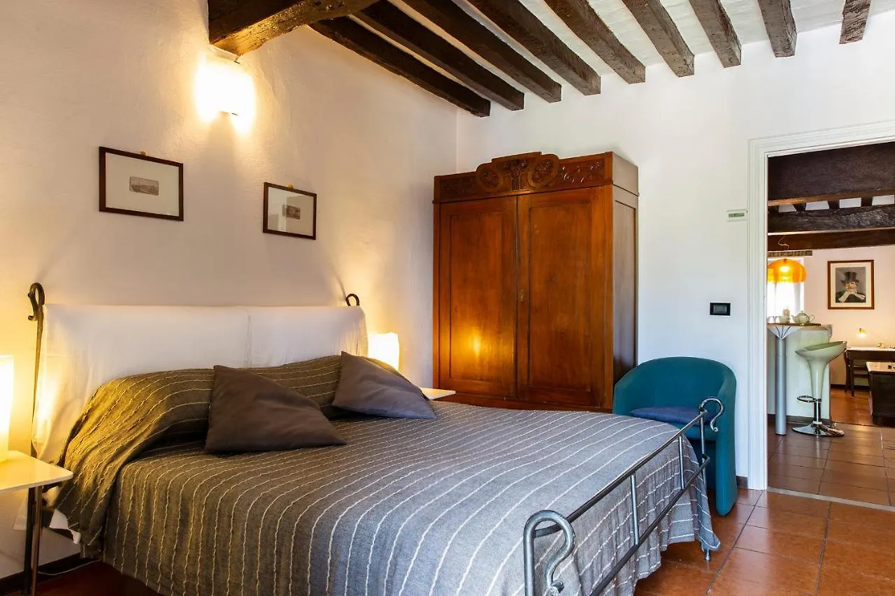B&B Al Ducale And Apartments Parme