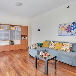 Oltretorrente Ampio Con Balconi Appartement